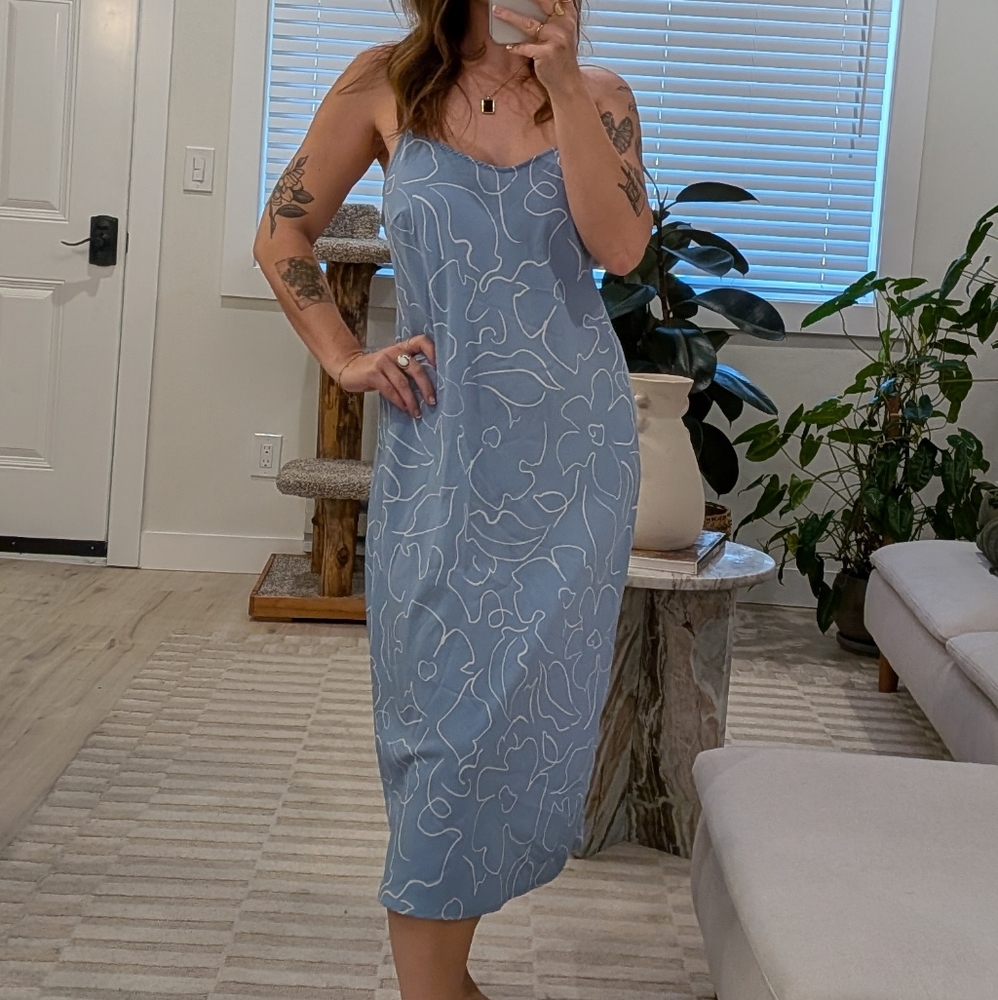 Bobeau Light Blue Abstract Dress